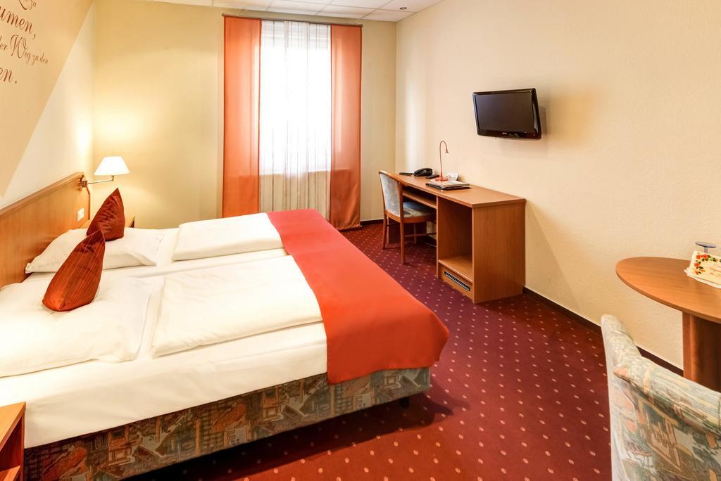 Hotel Restaurant Zum Werdersee Bremen Ngoại thất bức ảnh