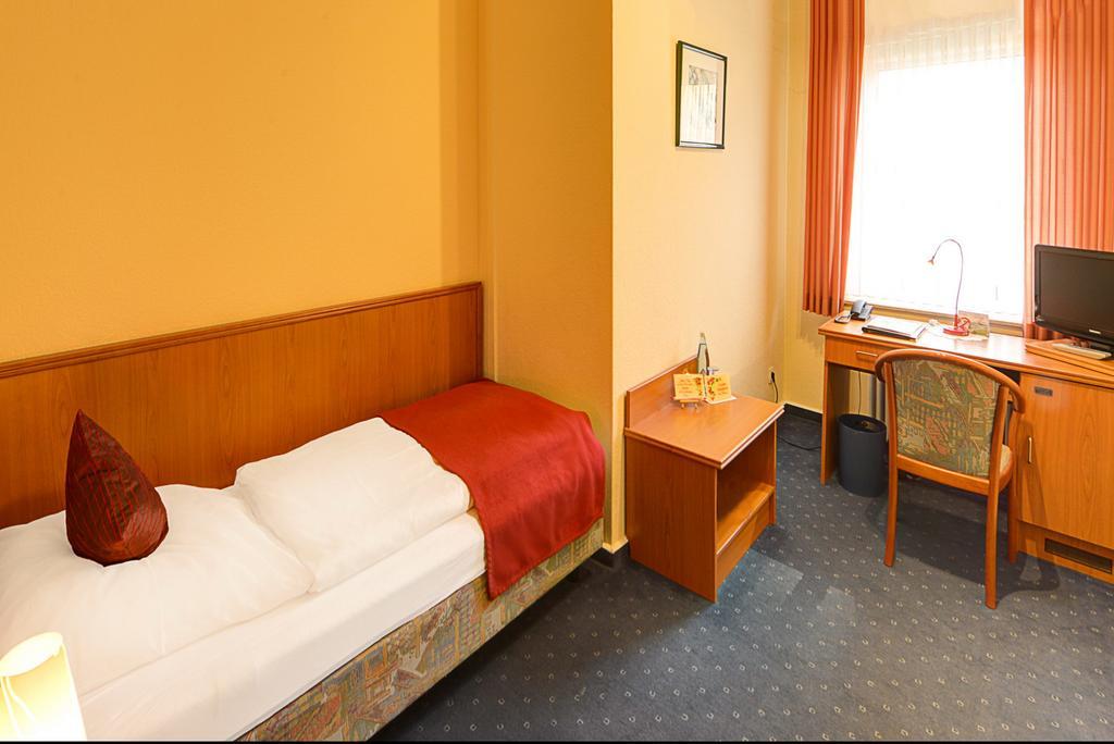 Hotel Restaurant Zum Werdersee Bremen Ngoại thất bức ảnh
